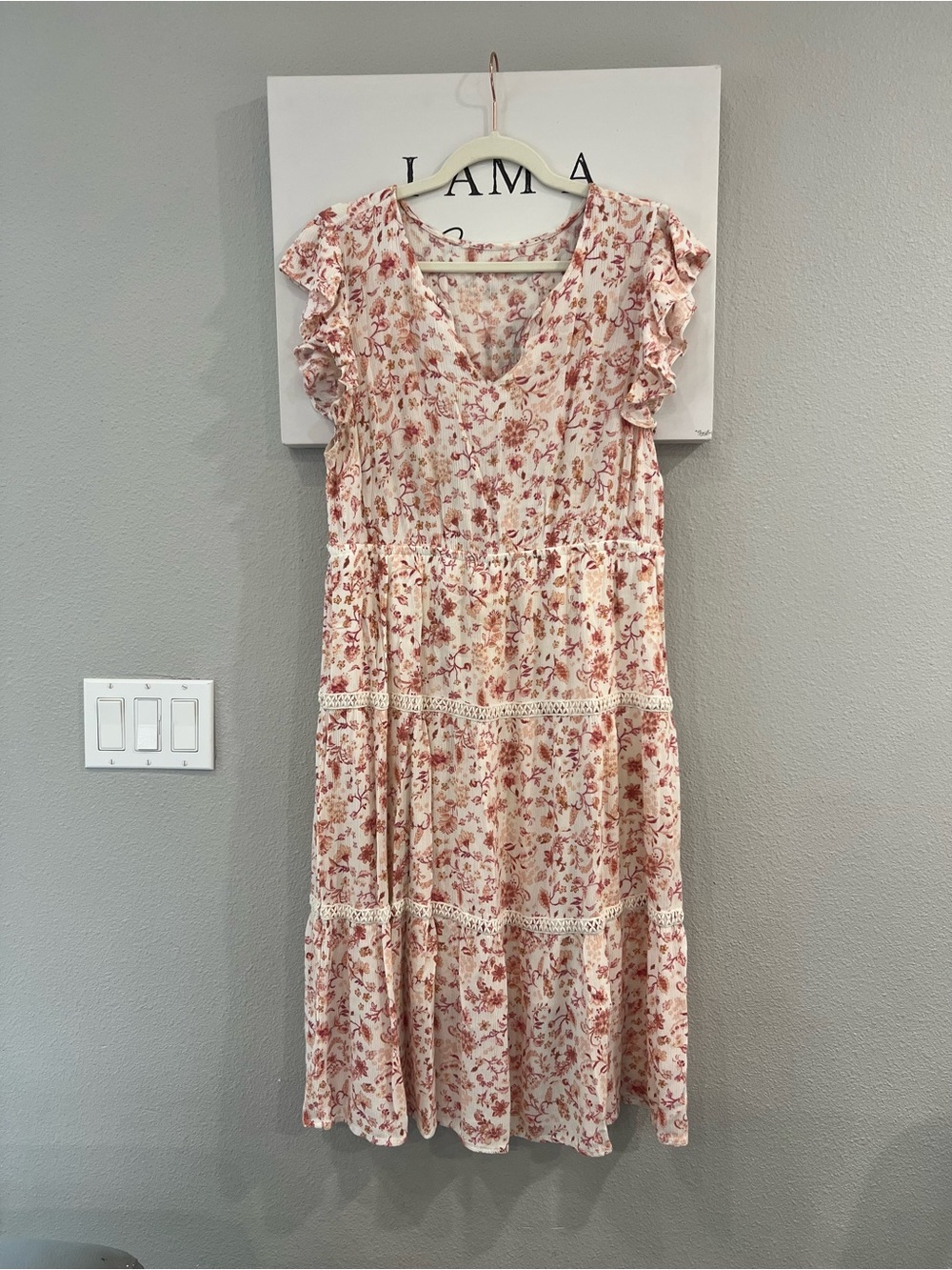 Floral Ruffle Sleeve Tea Dress in Blush Pink size large